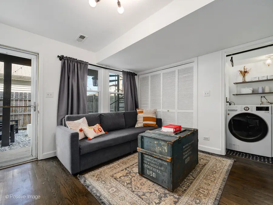 550 W 45th Street, Chicago, IL 60609 - #3