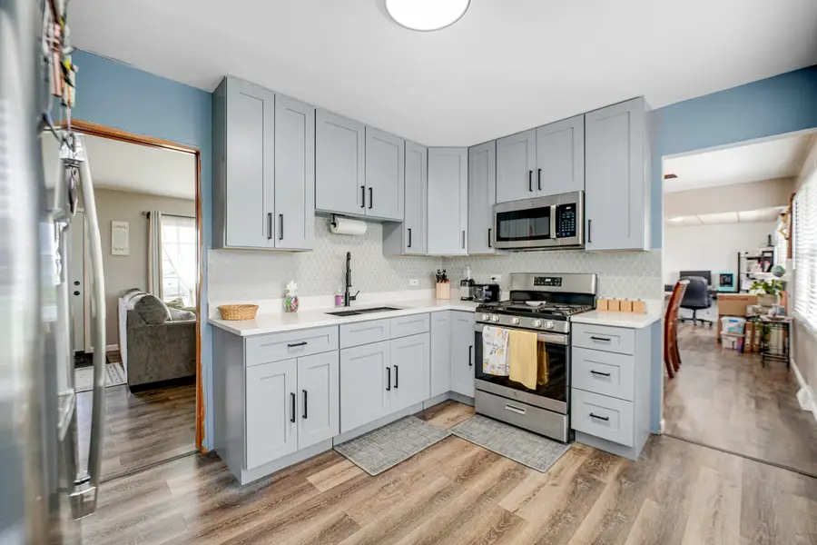 131 Village Drive, Northlake, IL 60164 - #3