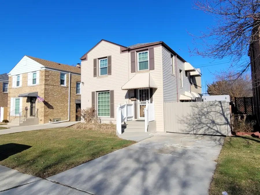 7432 W Gregory Street, Chicago, IL 60656 - #3