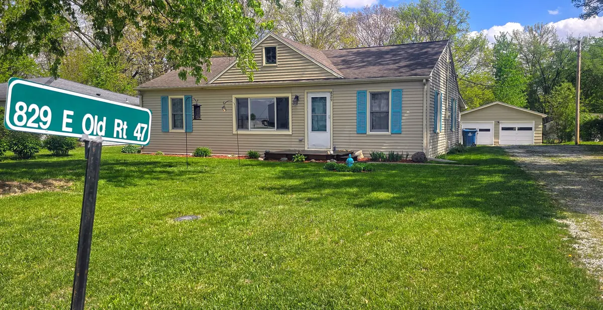 829 E Old Route 47 Road, Monticello, IL 61856 - #1