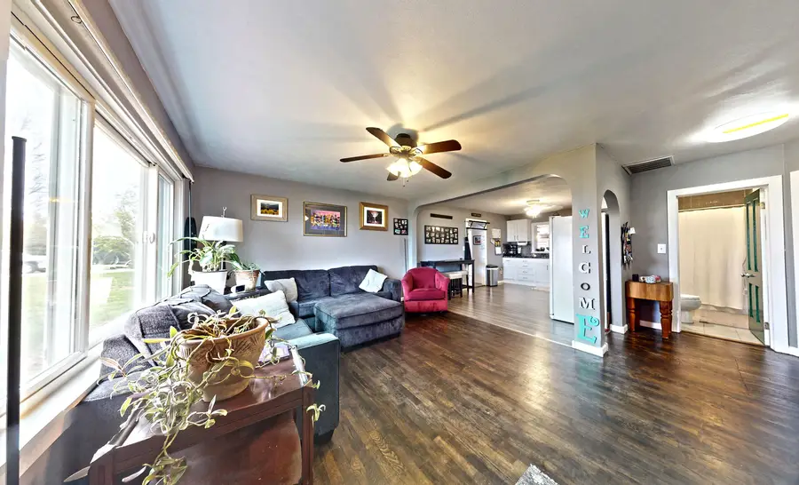 829 E Old Route 47 Road, Monticello, IL 61856 - #2