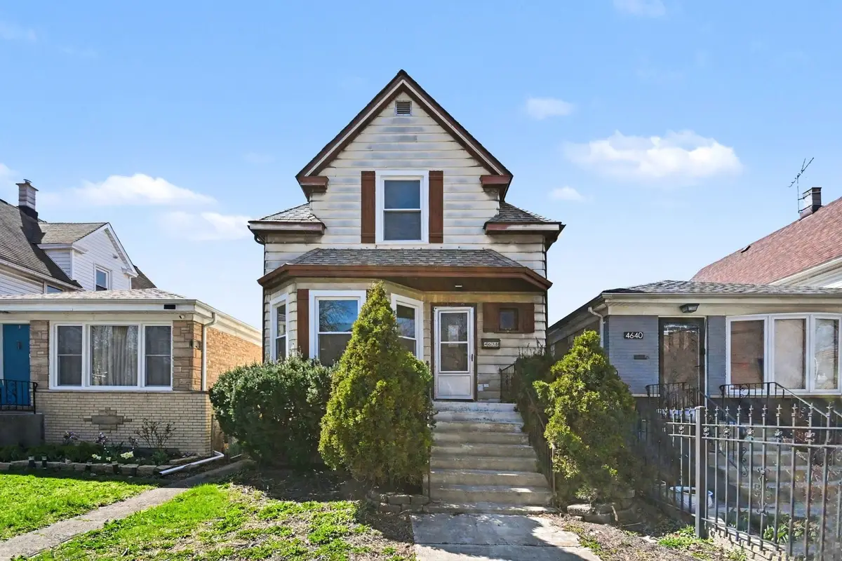 4638 N Hamlin Avenue, Chicago, IL 60625 - #1