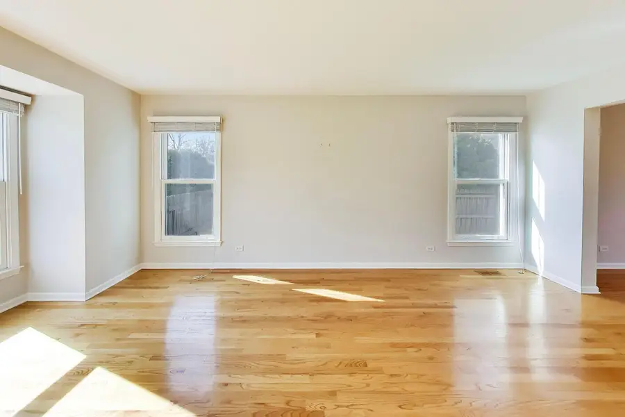 1422 Madison Road, Buffalo Grove, IL 60089 - #3