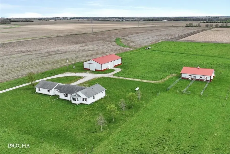 2136 N 34th Road, Ottawa, IL 61350 - #2