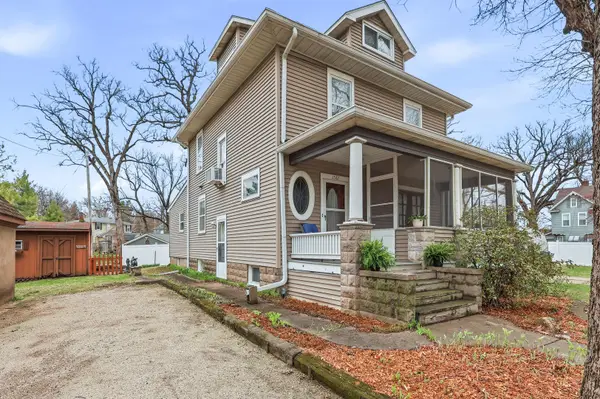 1587 34th Avenue, Moline, IL 61265