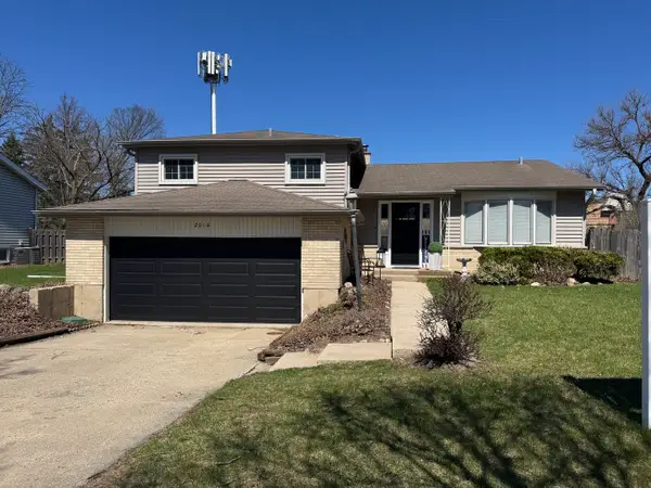 2018 E Ivy Lane, Mount Prospect, IL 60056