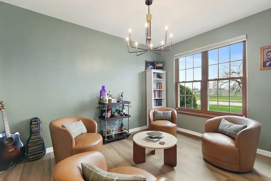 100 S Constitution Drive, Aurora, IL 60506 - #3