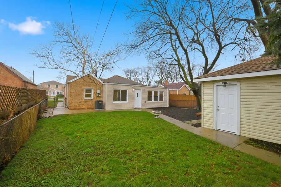 4438 Wesley Terrace, Schiller Park, IL 60176 - #3