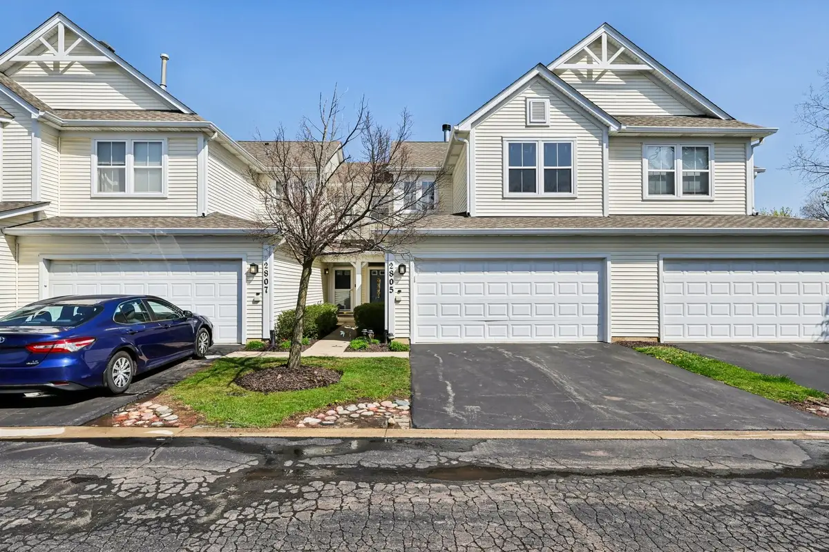 2805 Falling Waters Drive, Lindenhurst, IL 60046 - #1