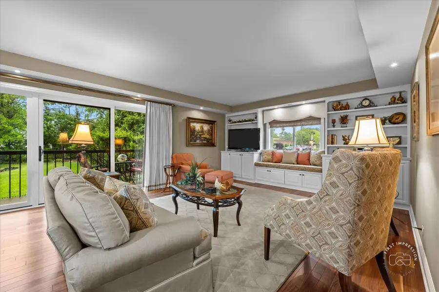 1103 N Mill Street #111, Naperville, IL 60563 - #3