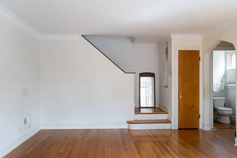 Address Withheld By Seller, Chicago, IL 60645 - #3