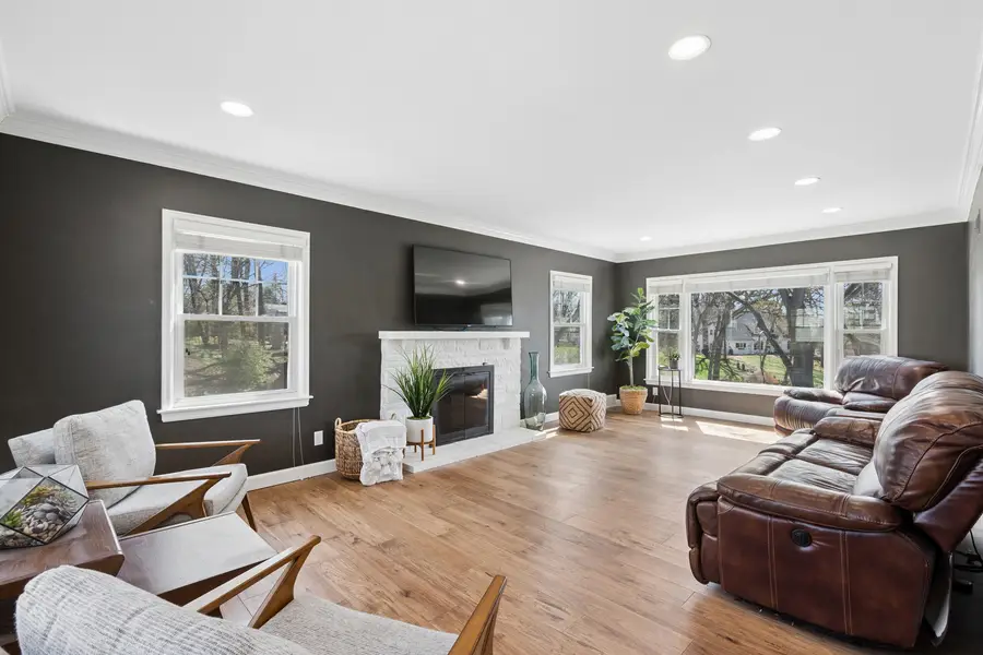 315 Crestline Drive, Bettendorf, IA 52722 - #3