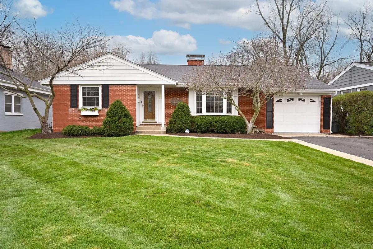 754 N Kenilworth Avenue, Glen Ellyn, IL 60137 - #1