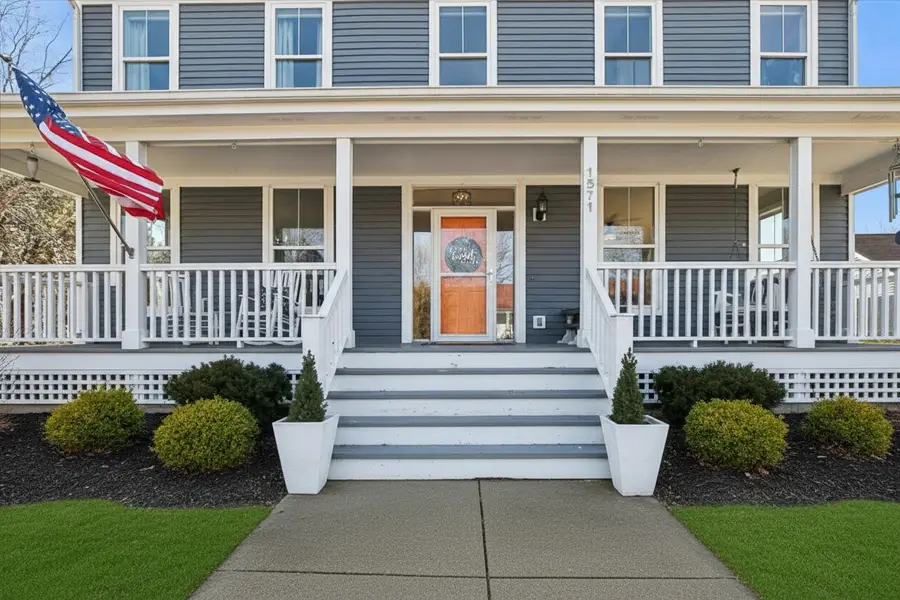 1571 Amos Bennett Street, Grayslake, IL 60030 - #3