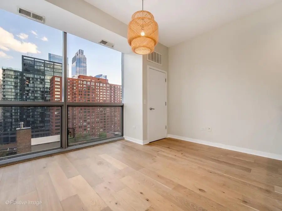 303 W Ohio Street #1404, Chicago, IL 60654 - #2