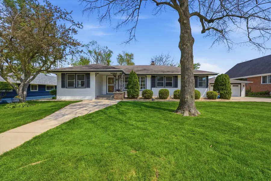 18131 Loomis Avenue, Homewood, IL 60430 - #3