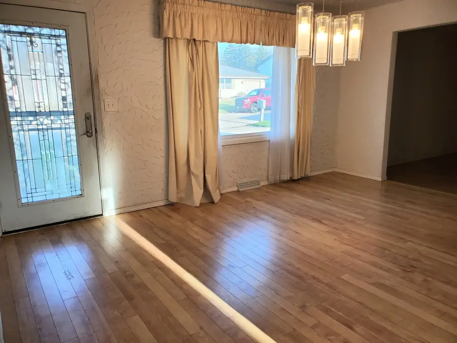 524 Chisholm Trail, Rockford, IL 61101 - #3