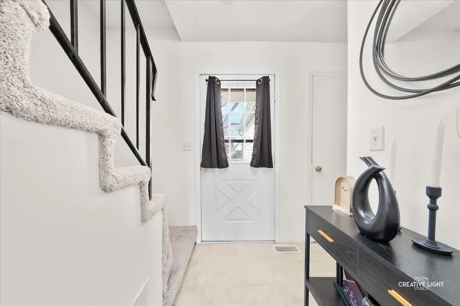 2437 Devonshire Court, Aurora, IL 60502 - #2