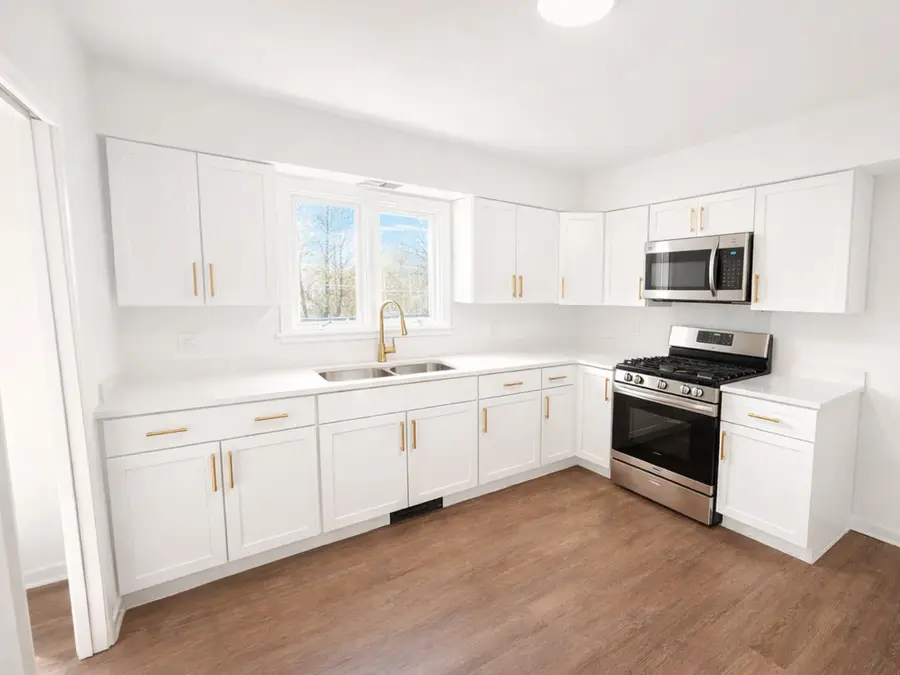 2432 Yeoman Street, Waukegan, IL 60087 - #2