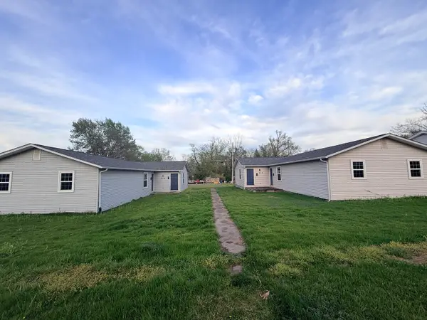 916 S 10th Street, Herrin, IL 62948