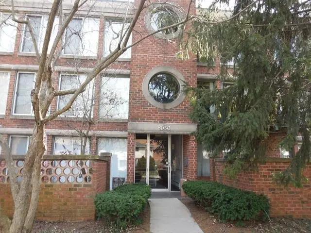 8050 Arbor Lane #303, Northfield, IL 60093 - #1