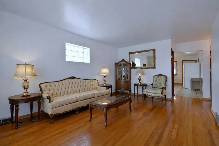 4831 N Oak Park Avenue, Chicago, IL 60656 - #3