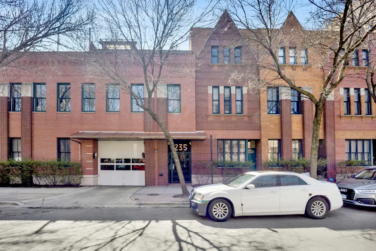 1235 W George Street #110, Chicago, IL 60657 - #1
