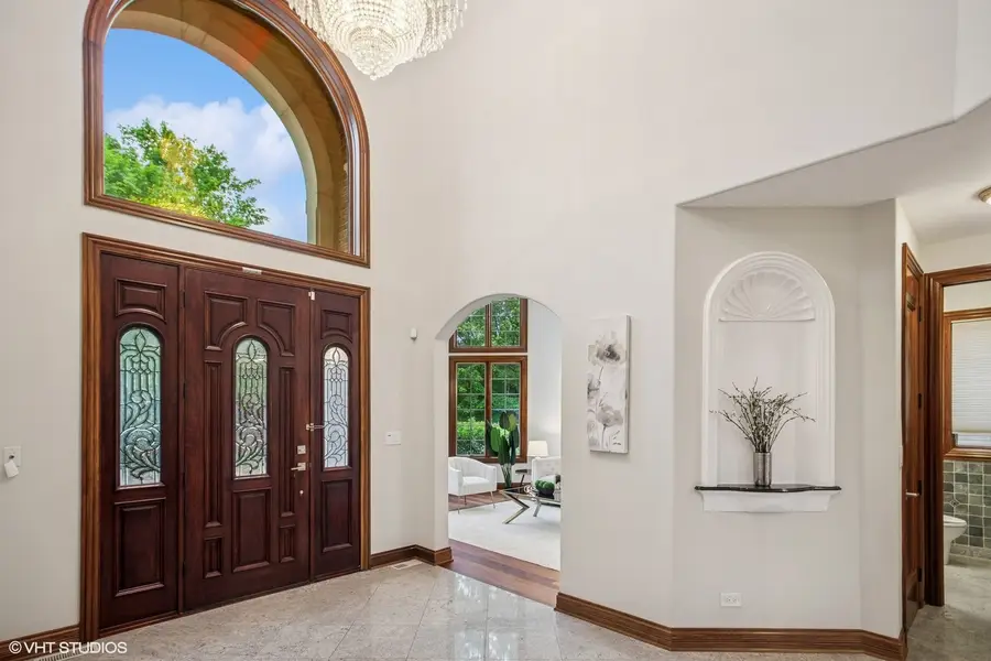 3832 W Chase Avenue, Lincolnwood, IL 60712 - #3