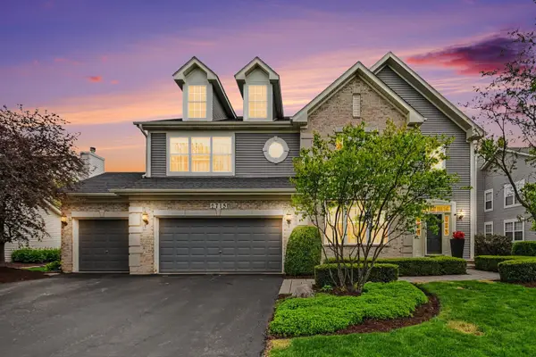 2715 Forest Creek Lane, Naperville, IL 60565