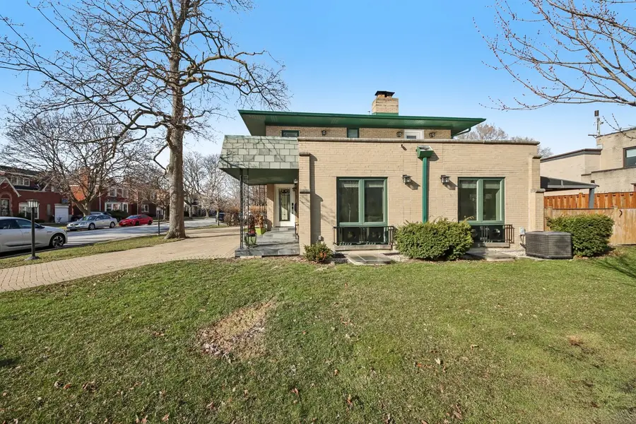 6601 N Trumbull Avenue, Lincolnwood, IL 60712 - #3