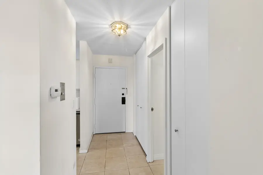 1415 E Central Road #405A, Arlington Heights, IL 60005 - #3