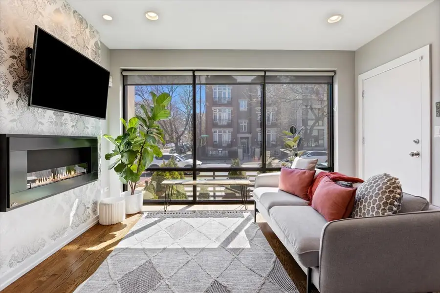 1900 W Armitage Avenue #1, Chicago, IL 60622 - #3