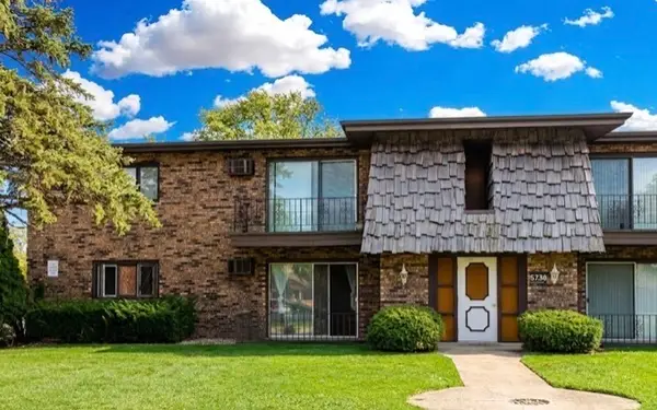 5739 129th Street #1B, Crestwood, IL 60418