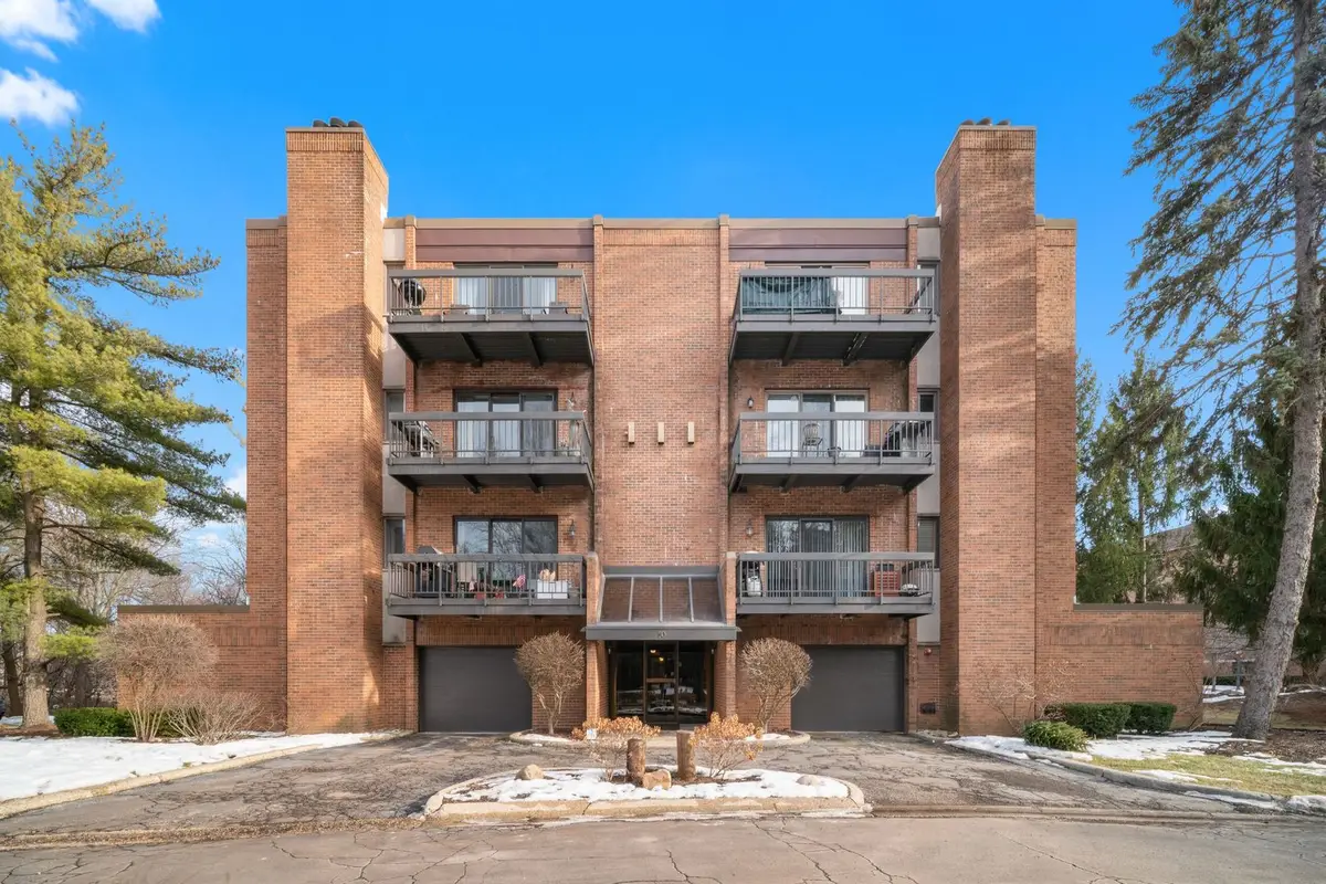 10 Trafalgar Square #403, Lincolnshire, IL 60069 - #1