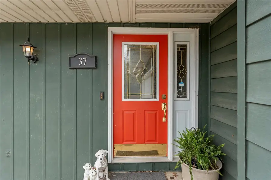 37 Ashley Lane, Champaign, IL 61820 - #2