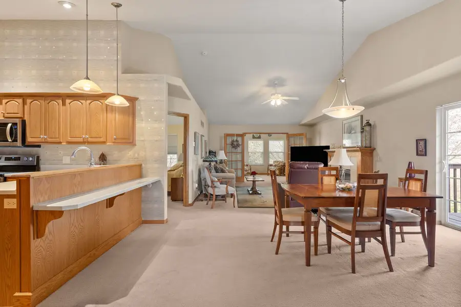 5016 56th Avenue Court, Bettendorf, IA 52722 - #3