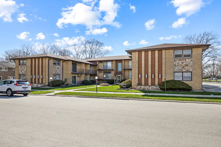 18318 Exchange Avenue #2F, Lansing, IL 60438 - #2