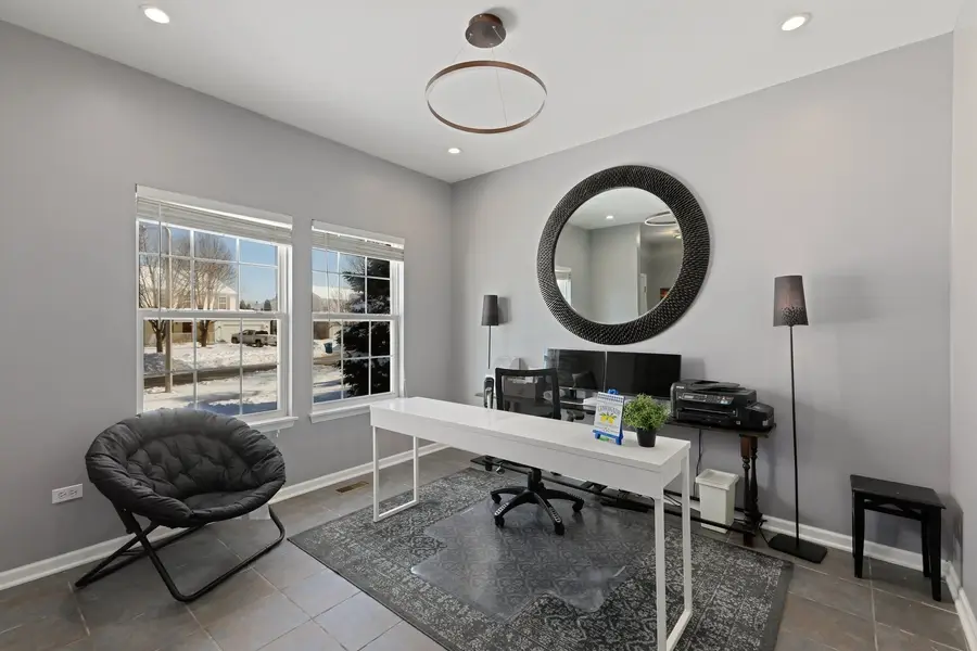 1804 Thornapple Way, Aurora, IL 60504 - #3