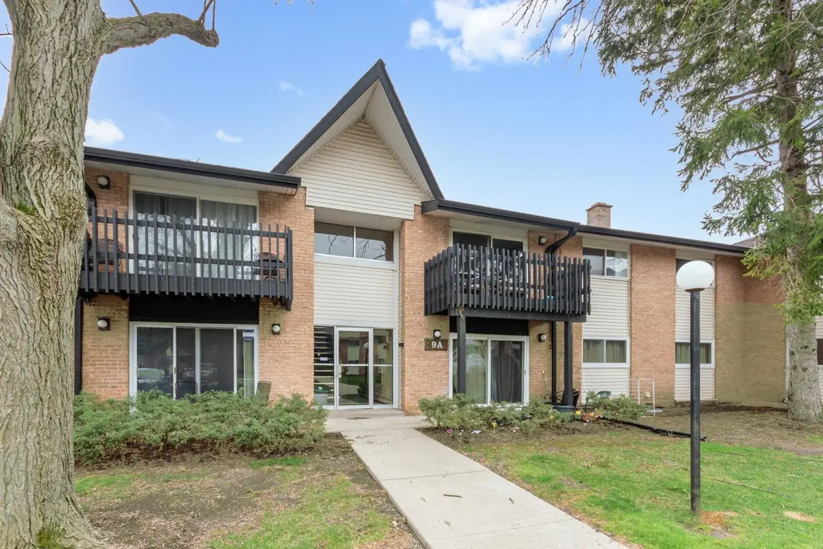 9A Kingery Quarter #202, Willowbrook, IL 60527 - #1