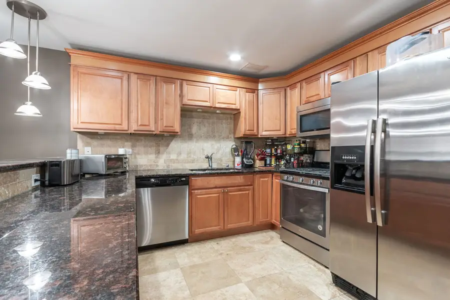 9A Kingery Quarter #202, Willowbrook, IL 60527 - #3