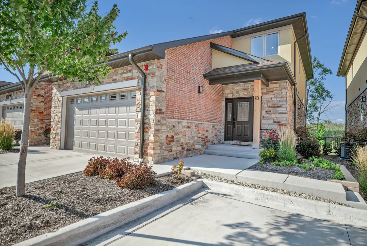 70 Prairie Court, Wheeling, IL 60090 - #1