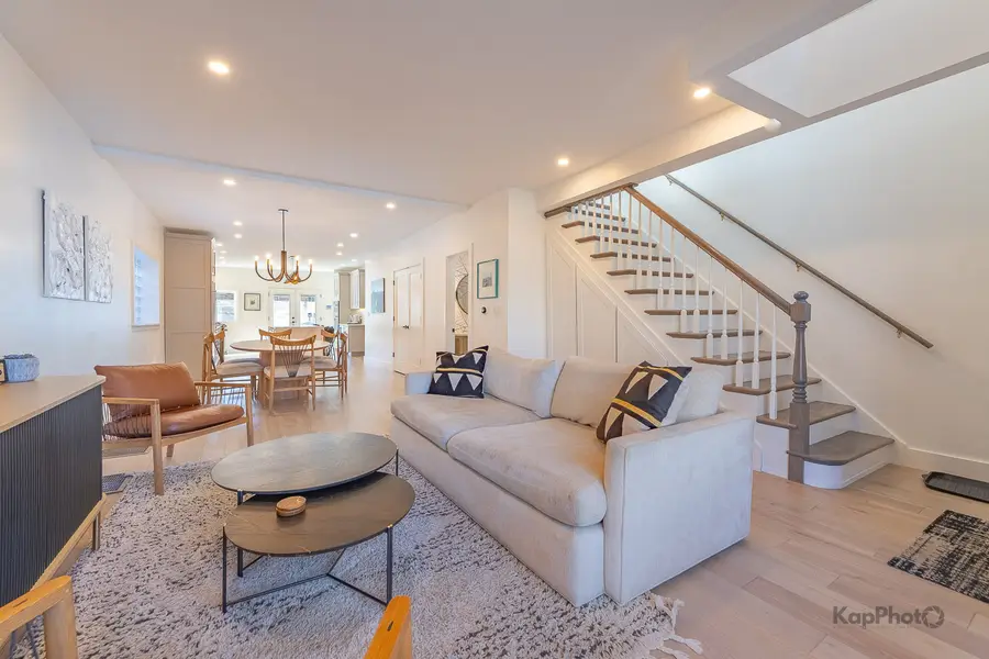 2921 N Seeley Avenue, Chicago, IL 60618 - #3