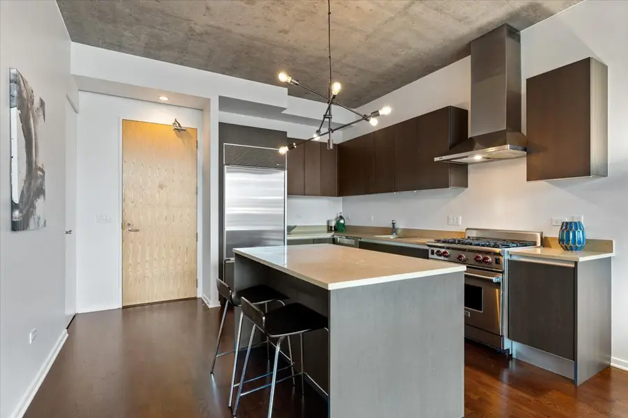 Address Withheld By Seller, Chicago, IL 60611 - #3