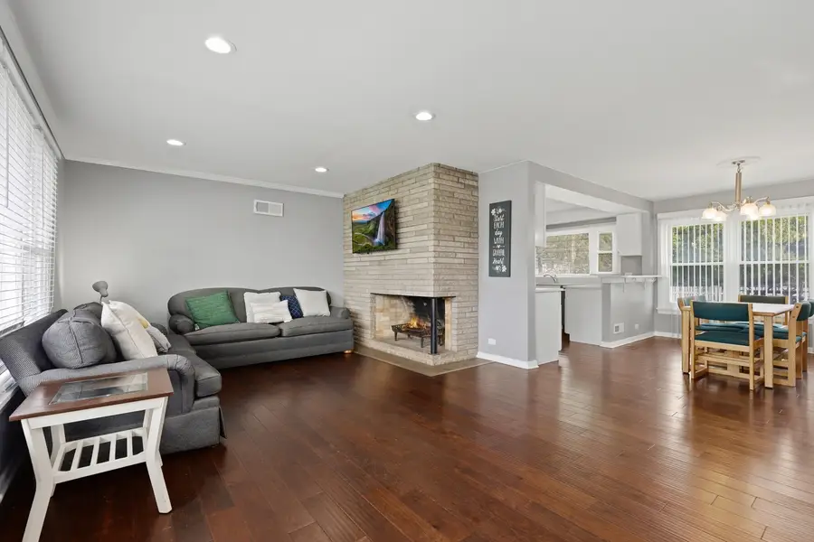 1807 Glenwood Avenue, Joliet, IL 60435 - #3