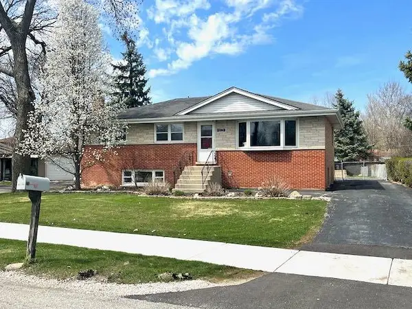 8574 W 73rd Place, Justice, IL 60458