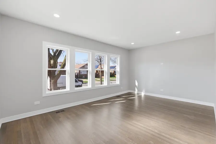 5020 W Fletcher Street, Chicago, IL 60641 - #3