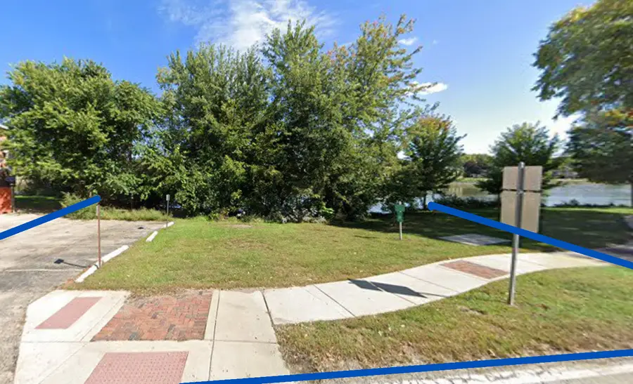 1 S Lincoln Avenue, Carpentersville, IL 60110 - #2