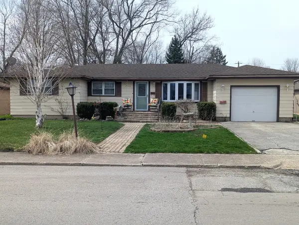 209 Hickory Lane, Momence, IL 60954