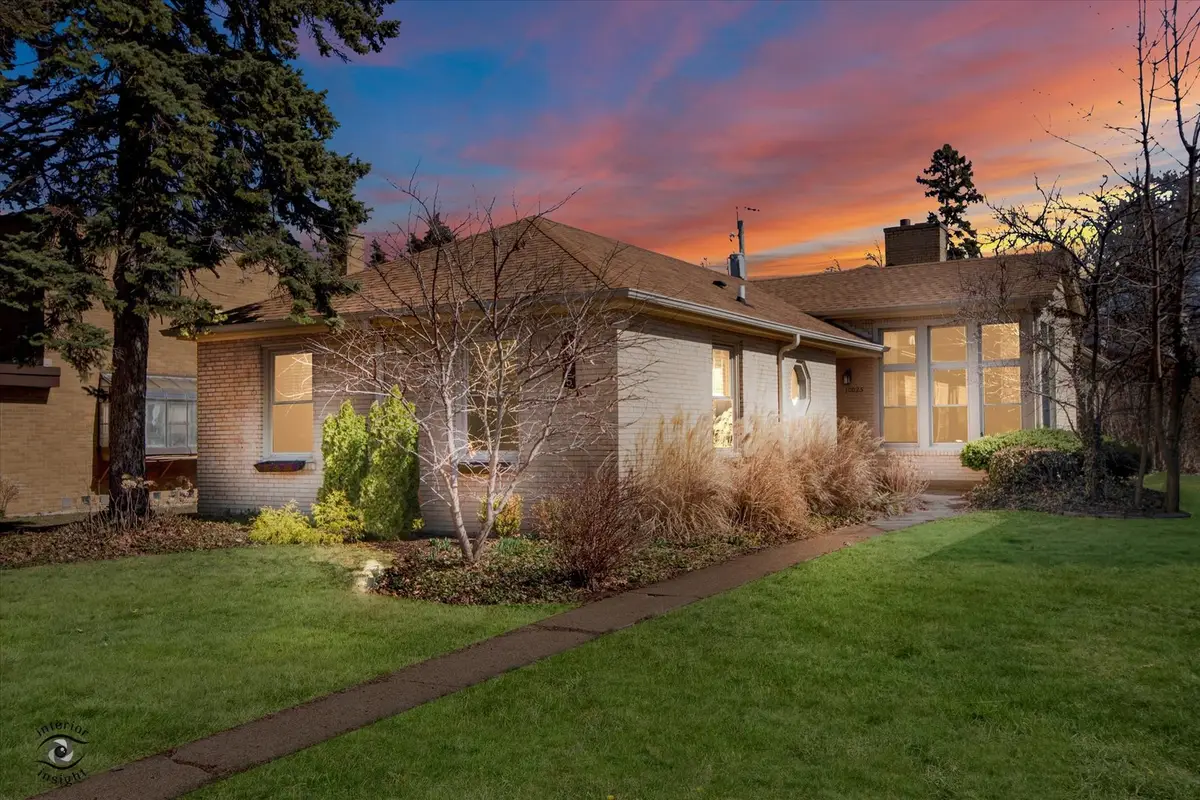 10025 S Hamilton Avenue, Chicago, IL 60643 - #1