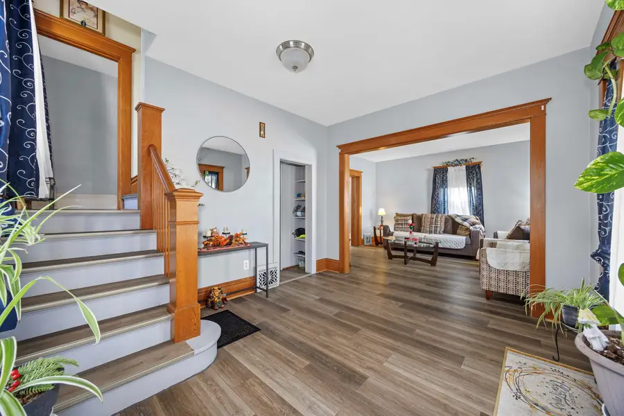 427 Grand Avenue, Aurora, IL 60506 - #3